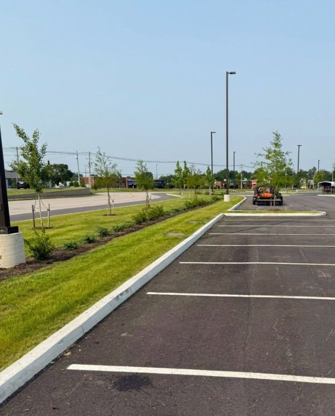 lawn edging service Louisville KY