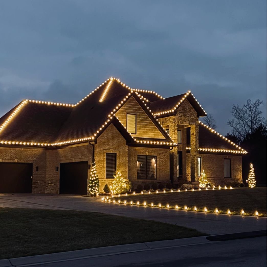permanent outdoor lighting installation Louisville Kentucky by Bryant's Best