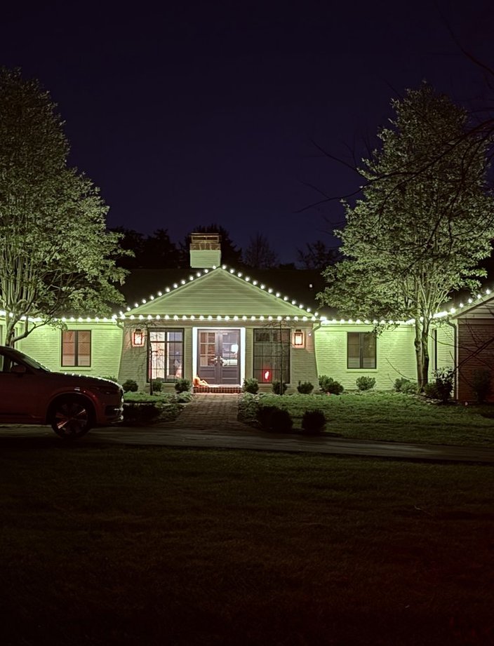 ranch home christmas lights installation